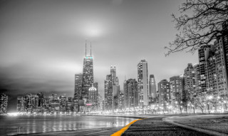 City night black white yellow - photo of a city free wallpaper