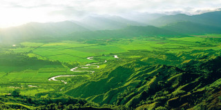 Valley river mountains clouds sky - a valley free wallpaper