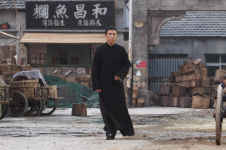 Man black outfit building china - fang congyi free wallpaper