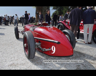 Red race car crowd arts - a red race car free wallpaper for desktop