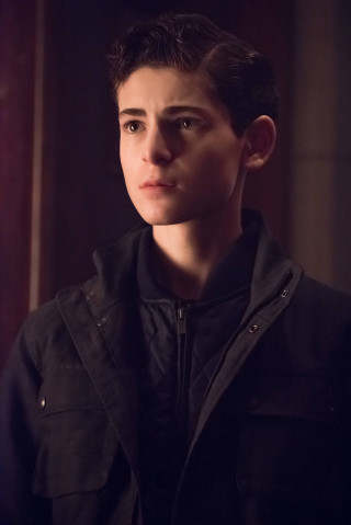 Man black jacket serious look 7 - his face and shoulders free wallpaper for mobile