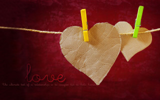 Heart shaped paper hanging rope - a rope free wallpaper