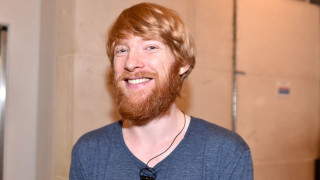 Man beard blue shirt smiling 2 - arte povera free wallpaper