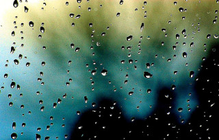 Window rain drops clouds blue 4 - cloud free wallpaper