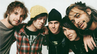 Young men group posing white - art brut free wallpaper for desktop