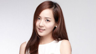 Woman long hair white top 8 - chen lu free wallpaper