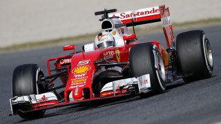 Red race car track helmet - a red race car free wallpaper