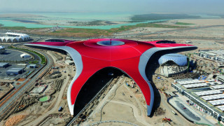 Large red building massive roof - massive free wallpaper