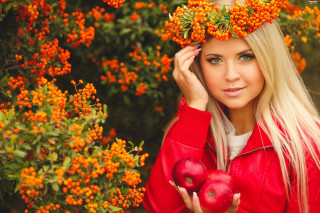 Woman red jacket holding apples - fall vibrancy free wallpaper for desktop