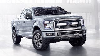 Silver truck parked building large - a silver truck free wallpaper