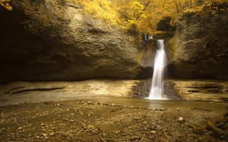 Waterfall cave pool yellow tree - long exposure free wallpaper for desktop