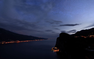 Night sky stars water mountains - night sky free wallpaper