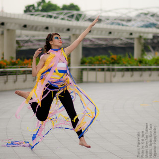 Woman yellow blue dress dancing - figuration libre free wallpaper for tablet