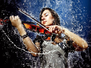 Woman playing violin water splashing - claire falkenstein free wallpaper