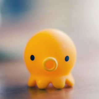 Yellow toy octopus coffee blue - free bird wallpaper for tablet