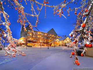 Hotel winter lights snow night - decoration free wallpaper