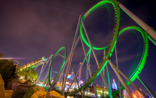 Roller coaster night green light - christopher moeller free wallpaper