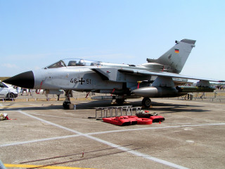 Fighter jet airport tarmac planes - top of an airport tarmac next free wallpaper for desktop