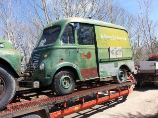Green truck towed flatbed trailer - vintage free wallpaper