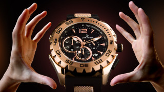 Person holding watch dark background - a person holding free wallpaper