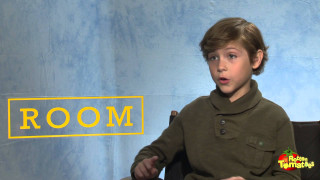 Young boy chair blue wall - a blue wall behind free wallpaper for desktop