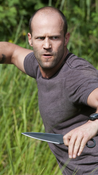 Man knife pointing right hand - plasticien free wallpaper for mobile