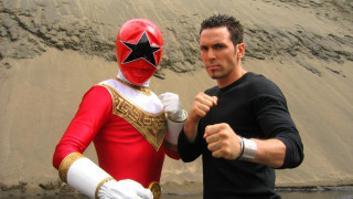 Man redgold costume blackshirt sanddune - adam rex free wallpaper for desktop