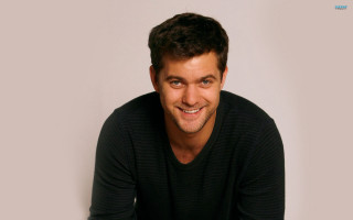 Man smiling black shirt sitting - dave kendall free wallpaper