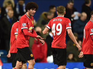 Soccer men red uniforms black - the chest free wallpaper