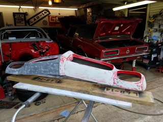 Garage cars tools workbench floor - ed roth free wallpaper