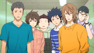 Group people hallway man looking - the other looking free wallpaper