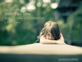 Little girl ledge quote blurry - a ledge free wallpaper for desktop
