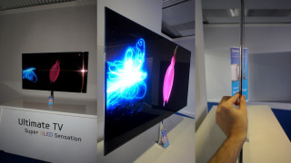 Person remote television butterfly hologram - a television screen free wallpaper