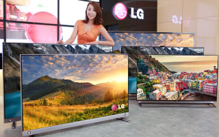 Woman television display store mall - ding guanpeng free wallpaper