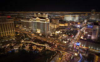 City night bridge buildings lights - a bridge and buildings free wallpaper