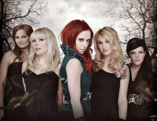 Women group tree sky clouds - a group of women free wallpaper for desktop