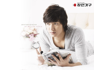 Man reading book bed hand - magazine free wallpaper for desktop