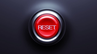 Red button rest dark room - redshift free wallpaper