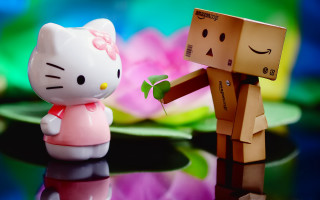 Hello kitty figurine toy flowers - flower free wallpaper for desktop