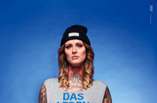 Woman tattooed face hat blue - arbeitsrat für kunst free wallpaper