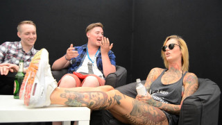 Group couch tattoos beer relaxing - one person free wallpaper