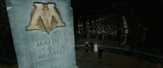 Group people walking tunnel sign - almada negreiro free wallpaper