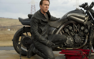 Man motorcycle red toolbox antenna - a motorcycle free wallpaper