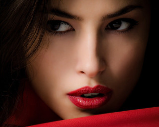 Woman red lipstick red scarf - red lipstick free wallpaper