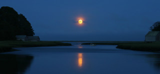 Full moon water boat house - over a body of water free wallpaper for desktop
