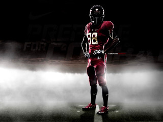 Football player uniform field fog - a football player in a uniform free wallpaper for desktop