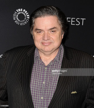 Man suit tie red carpet 5 - fletcher martin free wallpaper for tablet