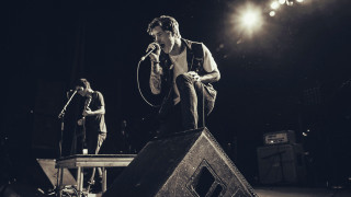 Man standing pyramid stage microphone - his hand and a man free wallpaper