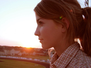 Woman ponytail sunset field houses - claire hummel free wallpaper