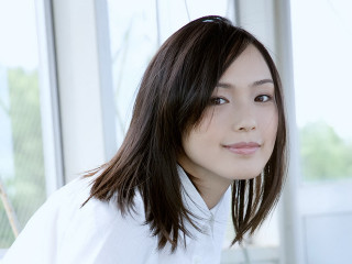 Woman white shirt tie posing - free portrait wallpaper for desktop